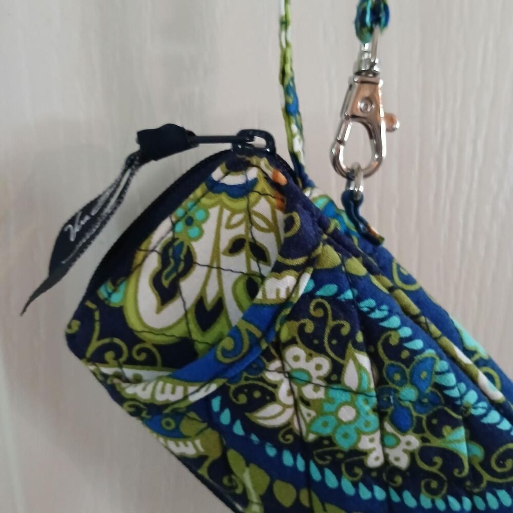 Vera Bradley Retired Rhythm & Blues Print Quilted Cotton ID Case Wristlet Boho - Picture 3 of 4